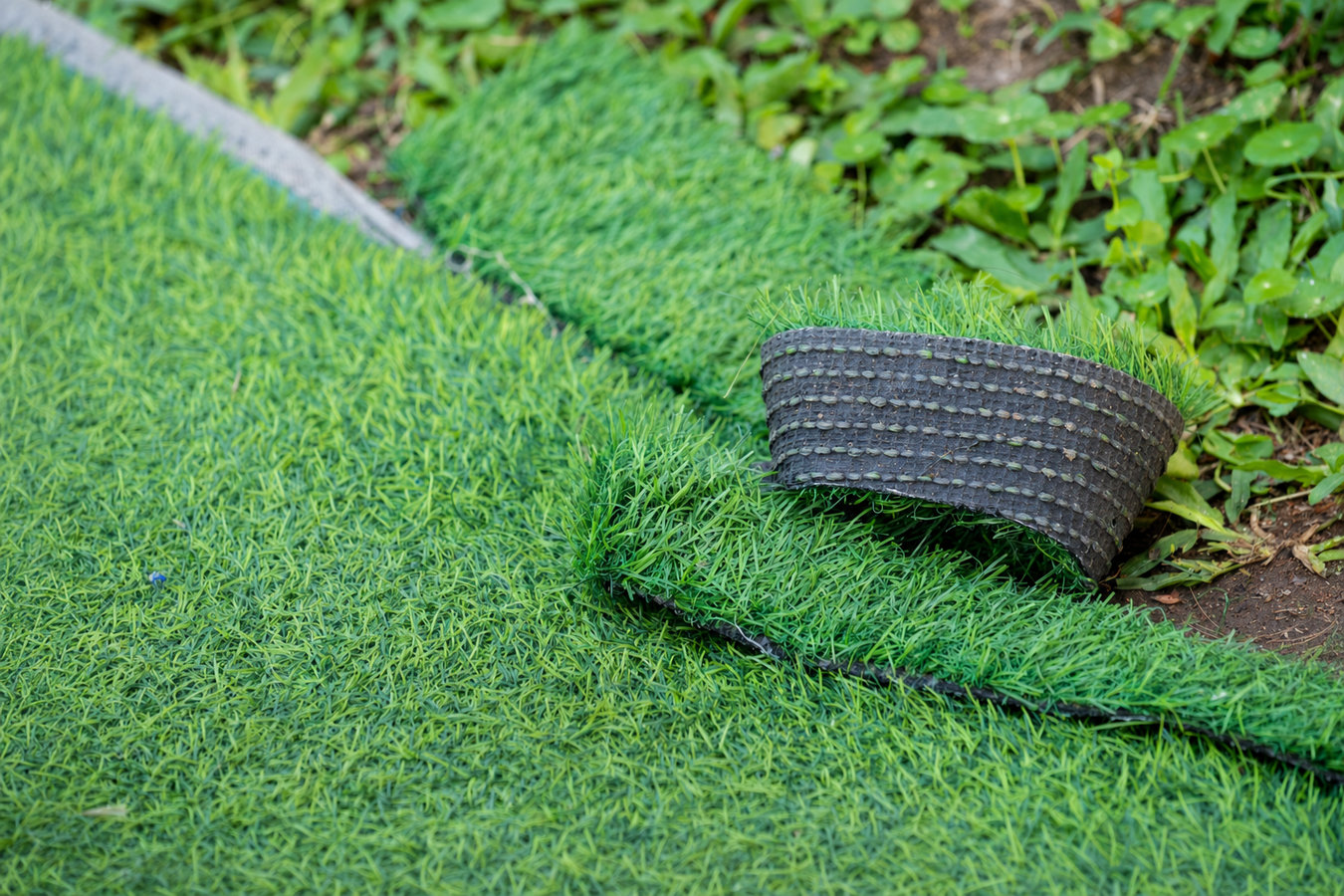 Turf maintenance services in Imperial, CA